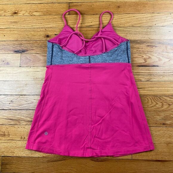 🪦 Lululemon Tadasana Back Hot Pink Grey
Spaghetti Strap Workout Tank Size 8 - Picture 5 of 9